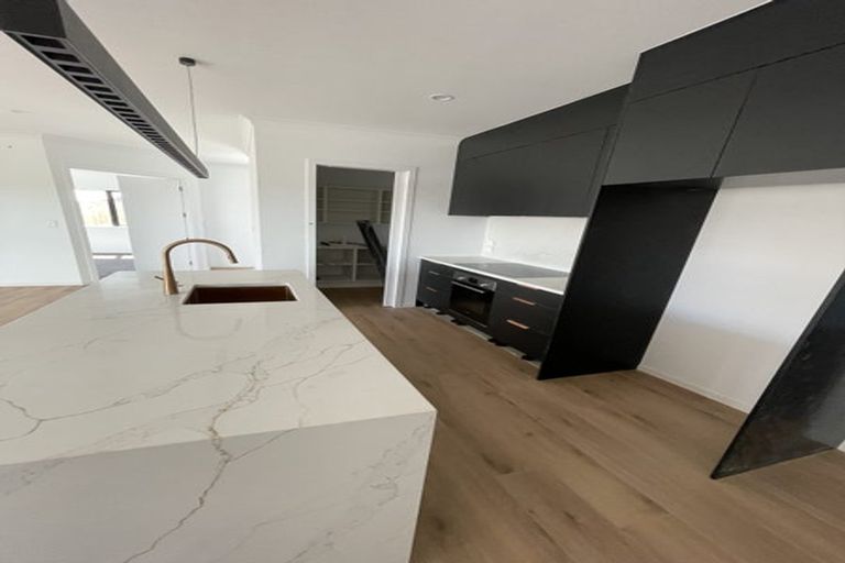 Photo of property in 27 Kaiora Drive, Papamoa Beach, Papamoa, 3118