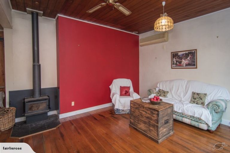 Photo of property in 243 Talbot Street, Geraldine, 7930