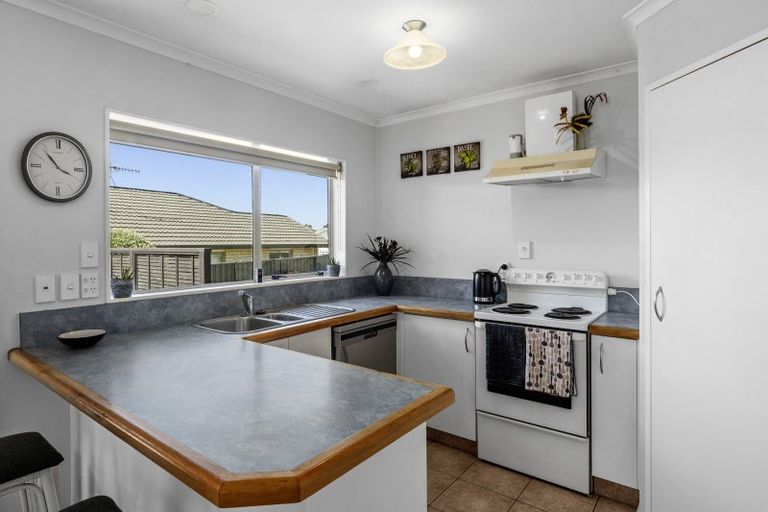 Photo of property in 14 Ryegrass Dell, Welcome Bay, Tauranga, 3112