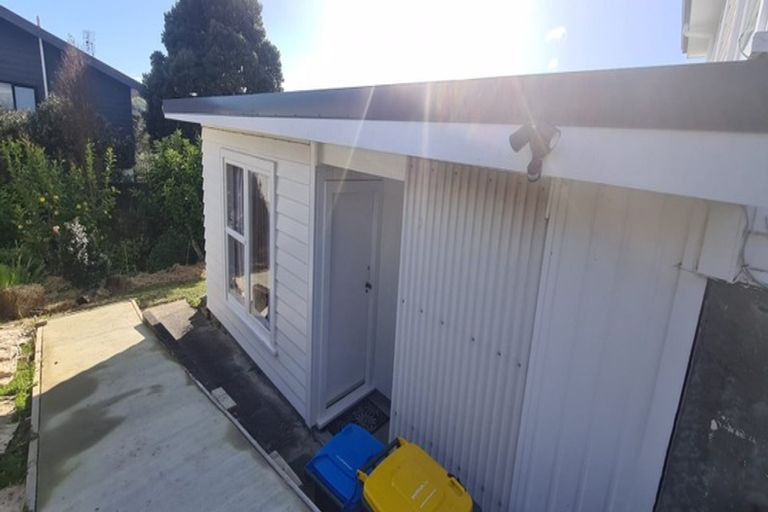 Photo of property in 2 Taupo Crescent, Plimmerton, Porirua, 5026