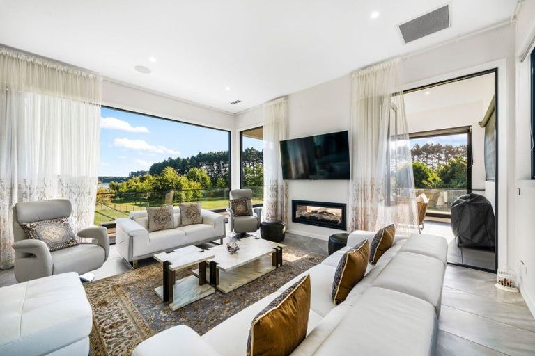 Photo of property in 2221 River Road, Horsham Downs, Hamilton, 3281