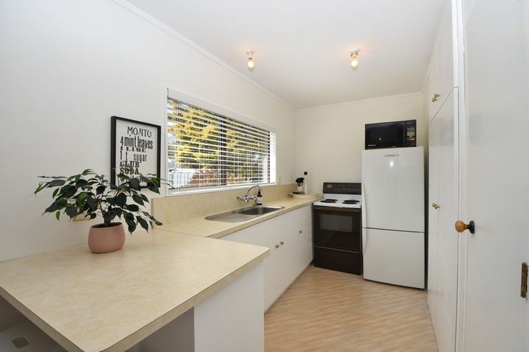 Photo of property in 3/13 Dixon Street, Carterton, 5713