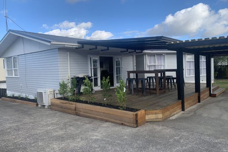 Photo of property in 1/20 Gossamer Drive, Pakuranga Heights, Auckland, 2010