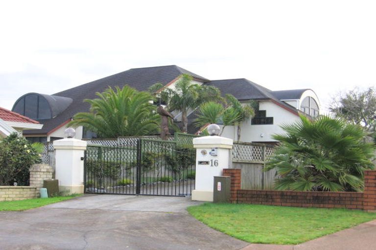 Photo of property in 16 Mellick Place, Dannemora, Auckland, 2016