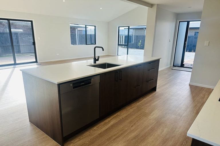 Photo of property in 8 Korako Lane, Baverstock, Hamilton, 3200