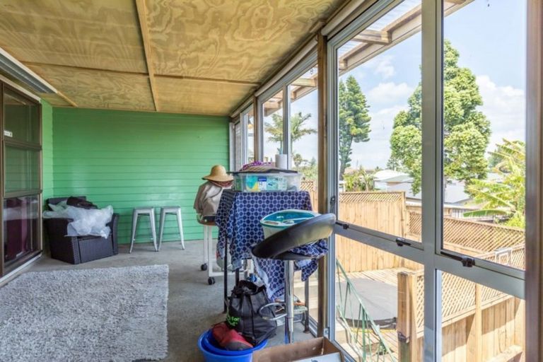 Photo of property in 11 Walden Place, Mangere East, Auckland, 2024