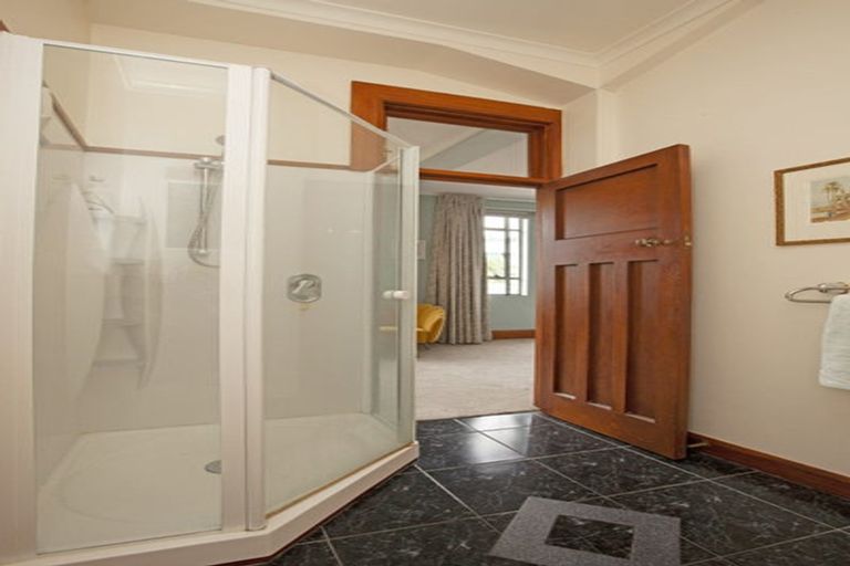Photo of property in 243 Emerson Street, Napier South, Napier, 4110