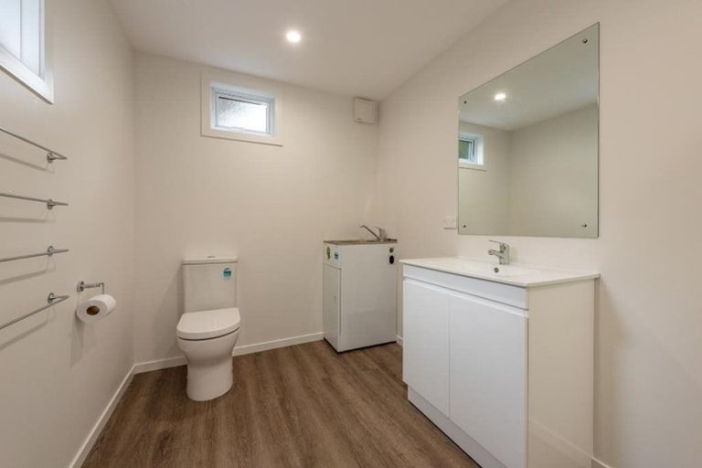 Photo of property in 2/25 Kitchener Terrace, Johnsonville, Wellington, 6037