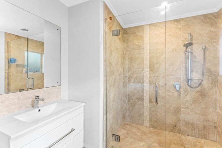 Photo of property in 21 Somerby Mews, Silverstream, Upper Hutt, 5019