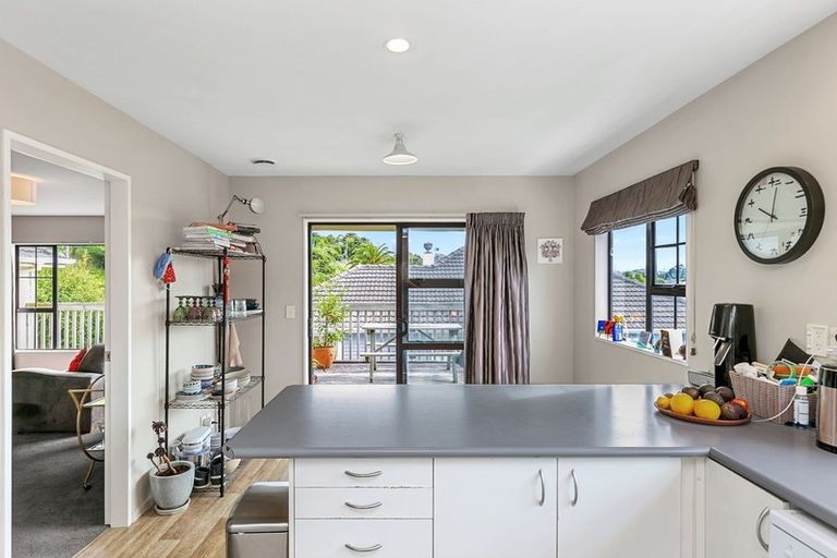 Photo of property in 308 Main Road, Tawa, Wellington, 5028