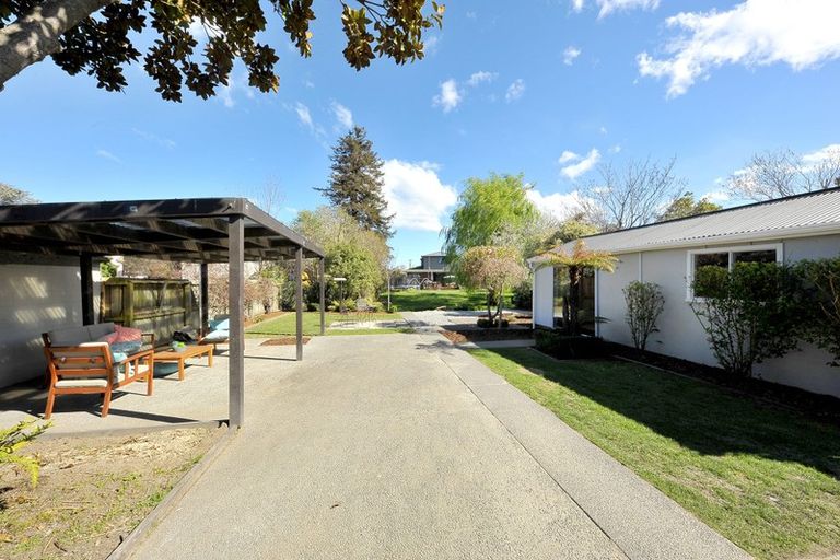 Photo of property in 19 Palmside Street, Somerfield, Christchurch, 8024