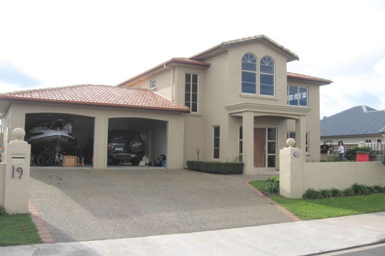 Photo of property in 19 Grace Avenue, Rototuna North, Hamilton, 3210