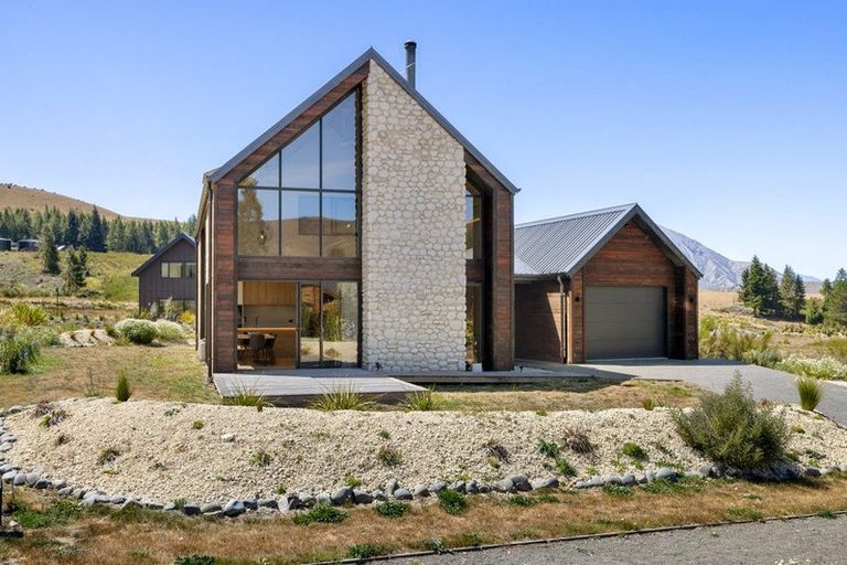 Photo of property in 30 Castle Hill Drive, Castle Hill, Springfield, 7580