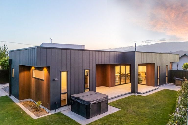 Photo of property in 16 Willoughby Place, Clyde, 9330