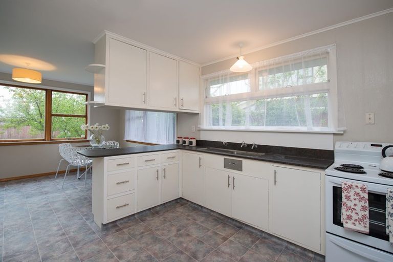 Photo of property in 250 Condell Avenue, Papanui, Christchurch, 8053