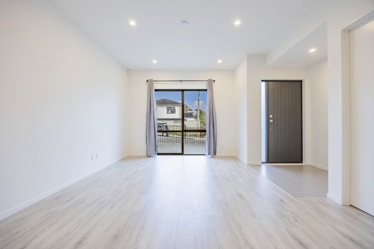 Photo of property in 1b Tudor Place, Mairangi Bay, Auckland, 0630