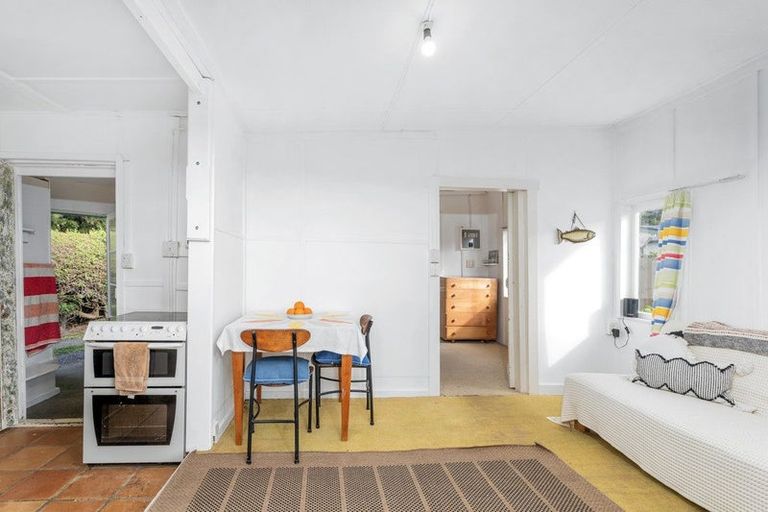 Photo of property in 5a Ocean Beach Road, Tairua, 3508