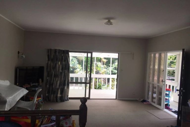Photo of property in 2/4022 Great North Road, Glen Eden, Auckland, 0602