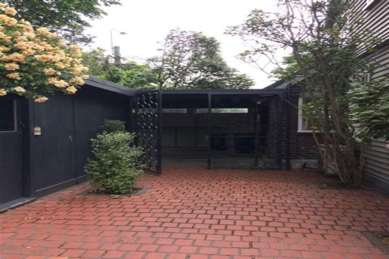 Photo of property in 37 Holmwood Road, Merivale, Christchurch, 8014