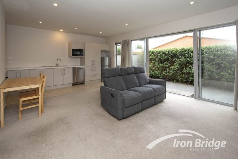 Photo of property in 11e Clarence Street South, Addington, Christchurch, 8024