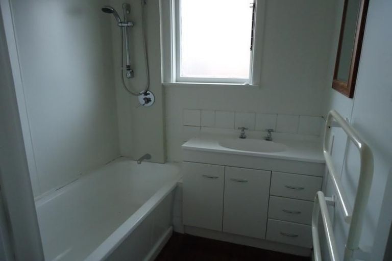 Photo of property in 8 Wentworth Street, Ilam, Christchurch, 8041