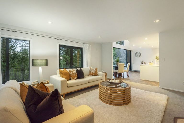 Photo of property in 6 Hobson Heights Road, Lucas Heights, Auckland, 0632