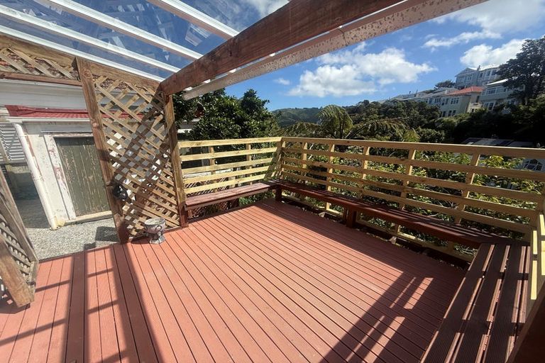 Photo of property in 8 Springfield Terrace, Kelburn, Wellington, 6012