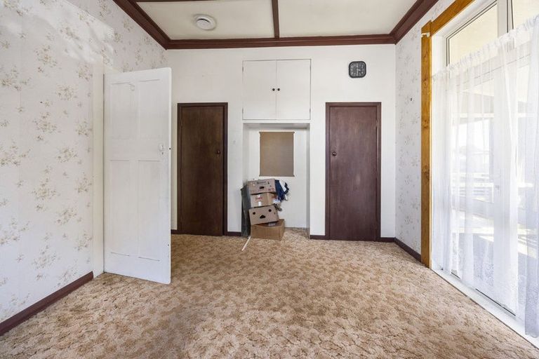 Photo of property in 14 Waihi Road, Hawera, 4610