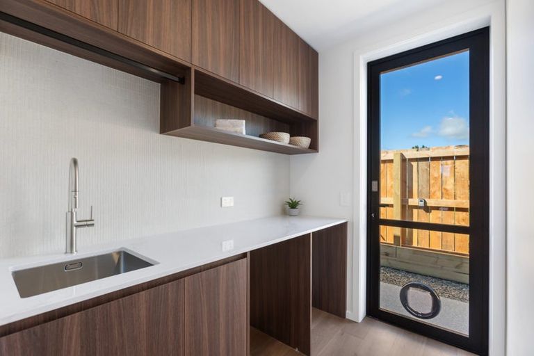 Photo of property in 14 Rubus Street, Wanaka, 9382