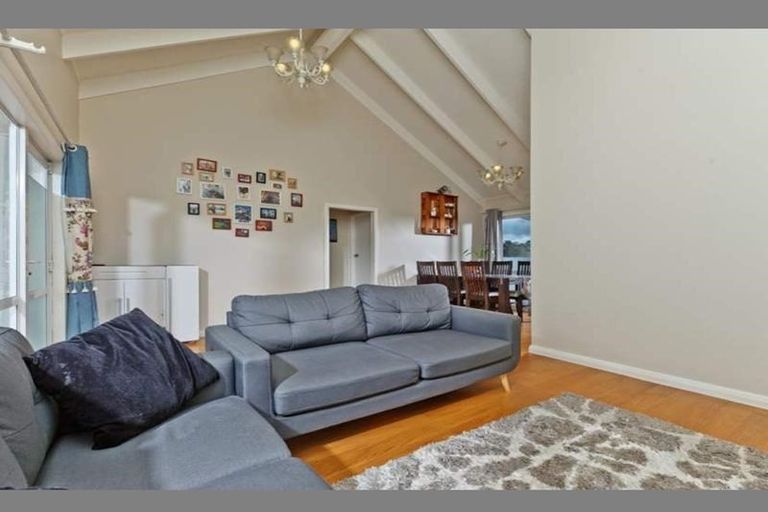 Photo of property in 20 Orton Street, Glenfield, Auckland, 0627