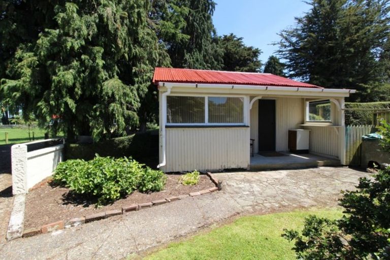 Photo of property in 985 Oporo Flat Road, Northope, Invercargill, 9874
