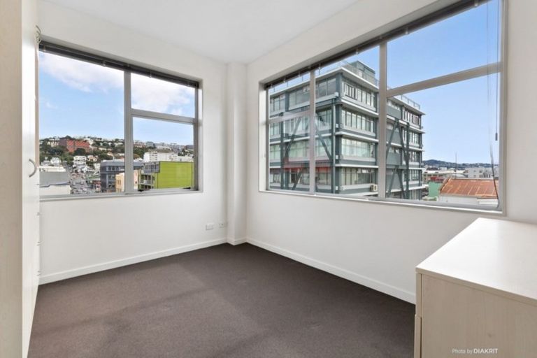 Photo of property in City Lodge, 503/115 Vivian Street, Te Aro, Wellington, 6011