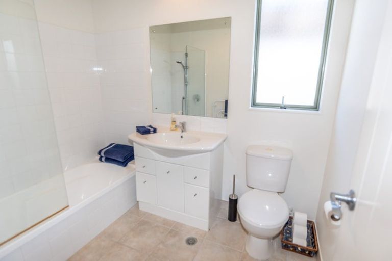 Photo of property in 272 Alec Craig Way, Gulf Harbour, Whangaparaoa, 0930