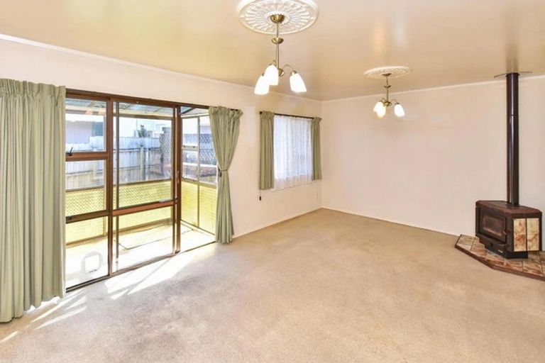 Photo of property in 9 Brynbela Court, Papakura, 2110