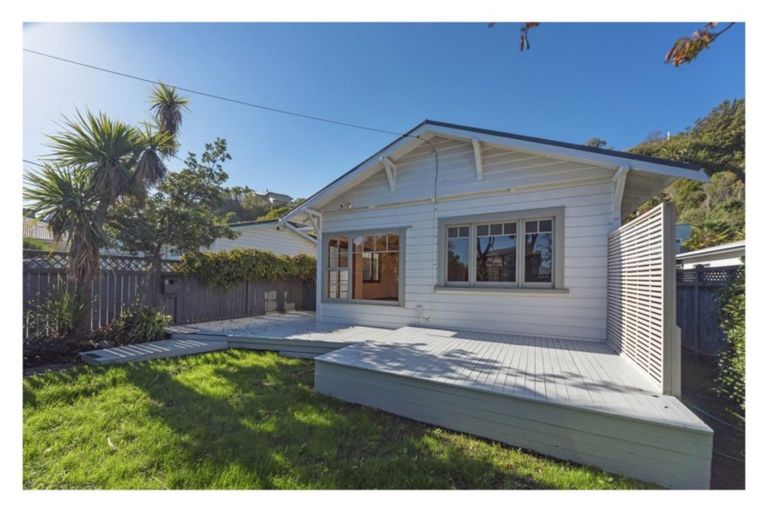 Photo of property in 2/19 Tahunanui Drive, Tahunanui, Nelson, 7011