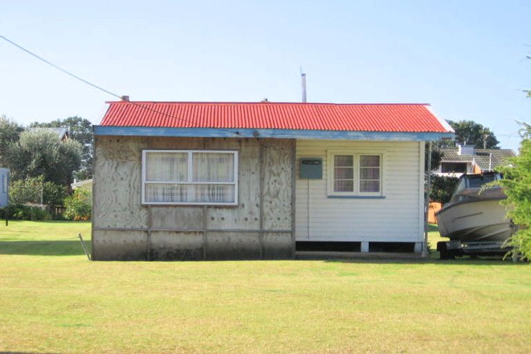 Photo of property in 75 Riverview Road, Cooks Beach, Whitianga, 3591