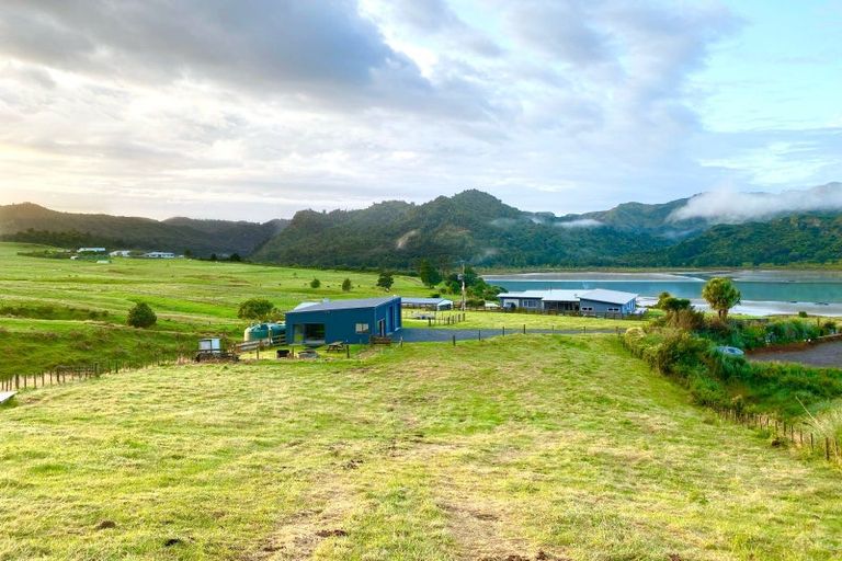 Photo of property in 177 Te Mahoe Road, Mokau, 4376
