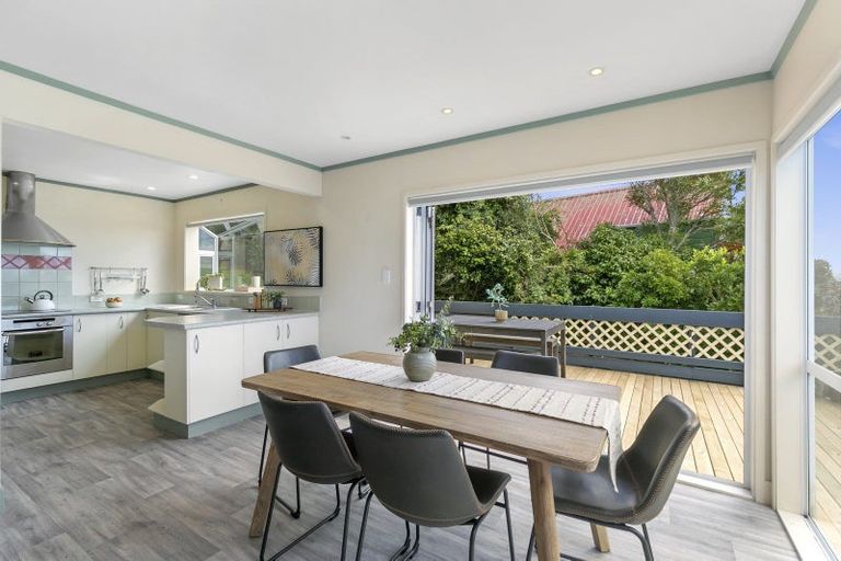 Photo of property in 61 Rajkot Terrace, Broadmeadows, Wellington, 6035