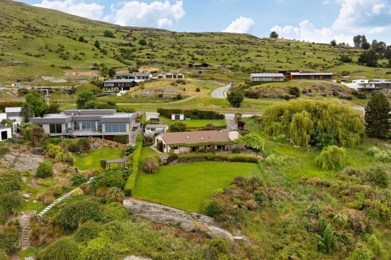 Photo of property in 315 Peninsula Road, Kelvin Heights, Queenstown, 9300