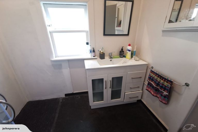 Photo of property in 47 Aurora Terrace, Kelburn, Wellington, 6012