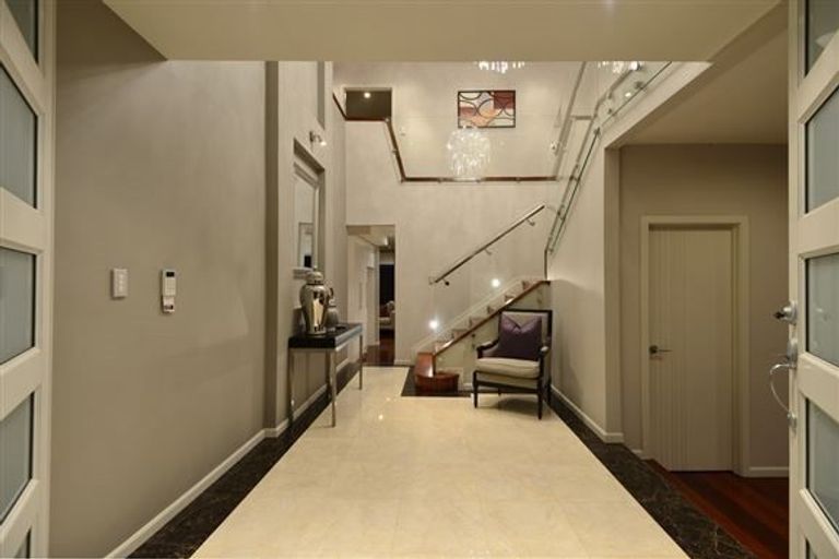 Photo of property in 116 Kittiwake Drive, Schnapper Rock, Auckland, 0632