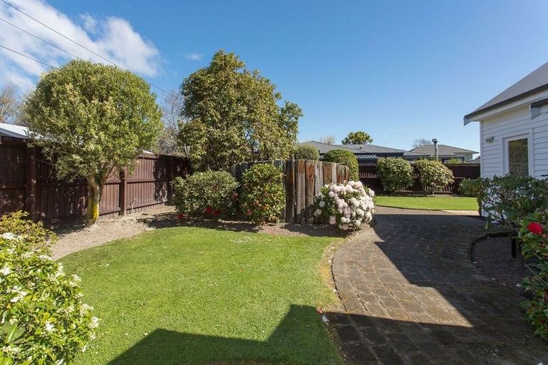 Photo of property in 127 Watford Street, Strowan, Christchurch, 8052