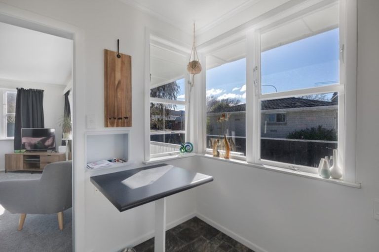 Photo of property in 1/400 Fergusson Drive, Heretaunga, Upper Hutt, 5018