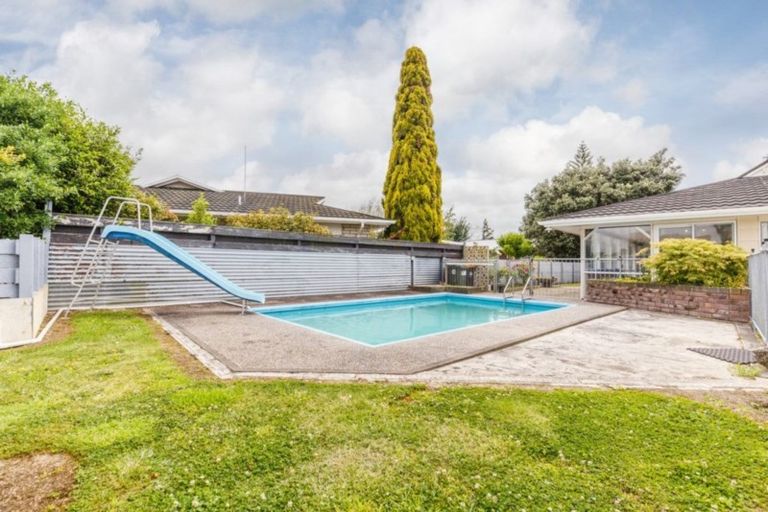 Photo of property in 19 Terry Crescent, Milson, Palmerston North, 4414