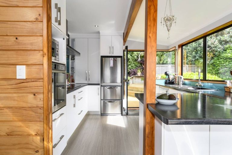 Photo of property in 110 Harbour View Road, Omokoroa, 3114