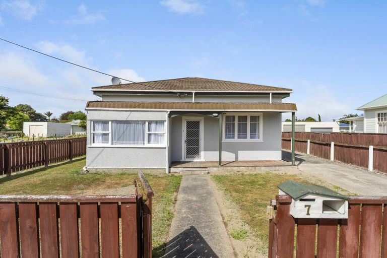 Photo of property in 7 Iti Street, Otaki, 5512