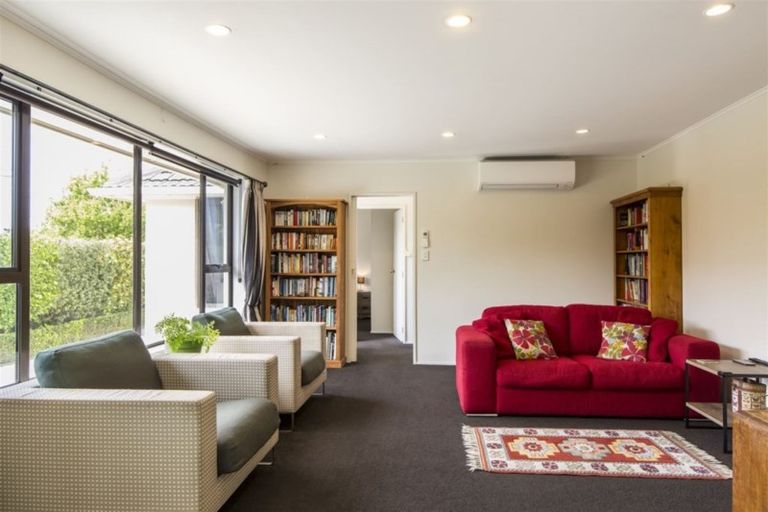 Photo of property in 37 Flower Street, Bryndwr, Christchurch, 8053