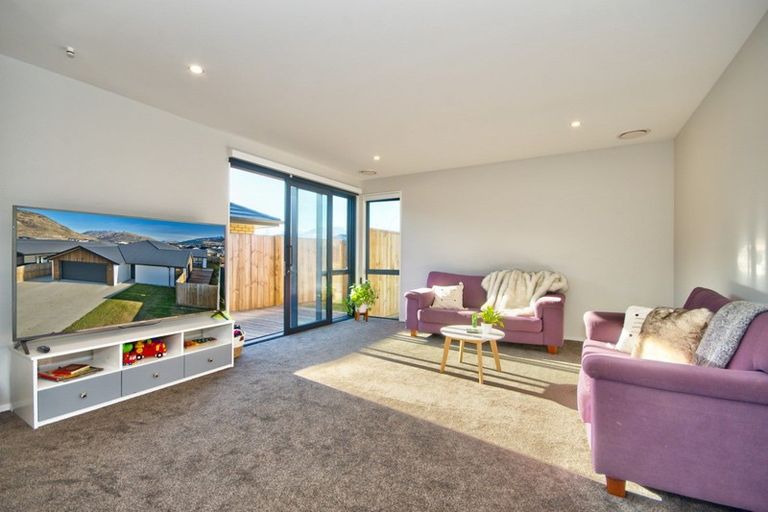 Photo of property in 14 Silver Street, Lower Shotover, Queenstown, 9304