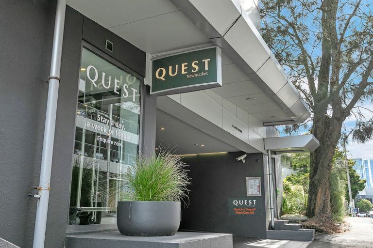 Photo of property in 301/31 Davis Crescent, Newmarket, Auckland, 1023