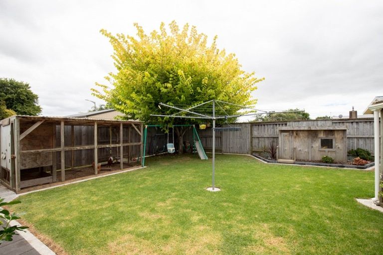 Photo of property in 10 Darlington Street, Ngatea, 3503